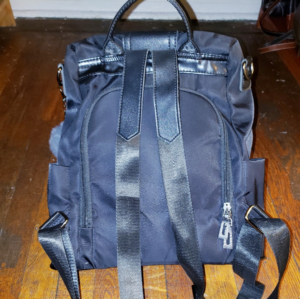 BACKPACK - Picture 2 of 5